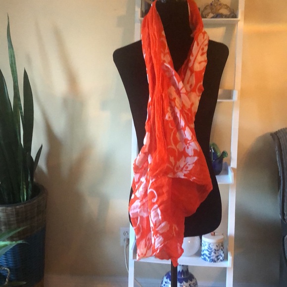 ORANGE/WHITE printed shawl/wrap - Picture 2 of 6